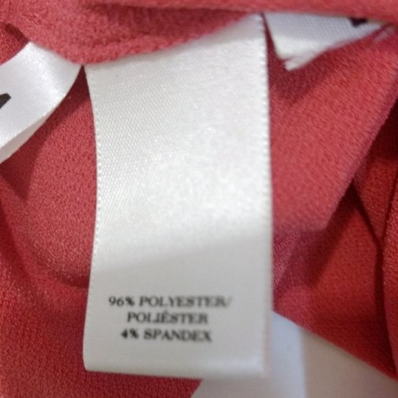 Ann Taylor Sleeveless Caree Blouse Pink Keyhole Neckline Size Small - Picture 7 of 8